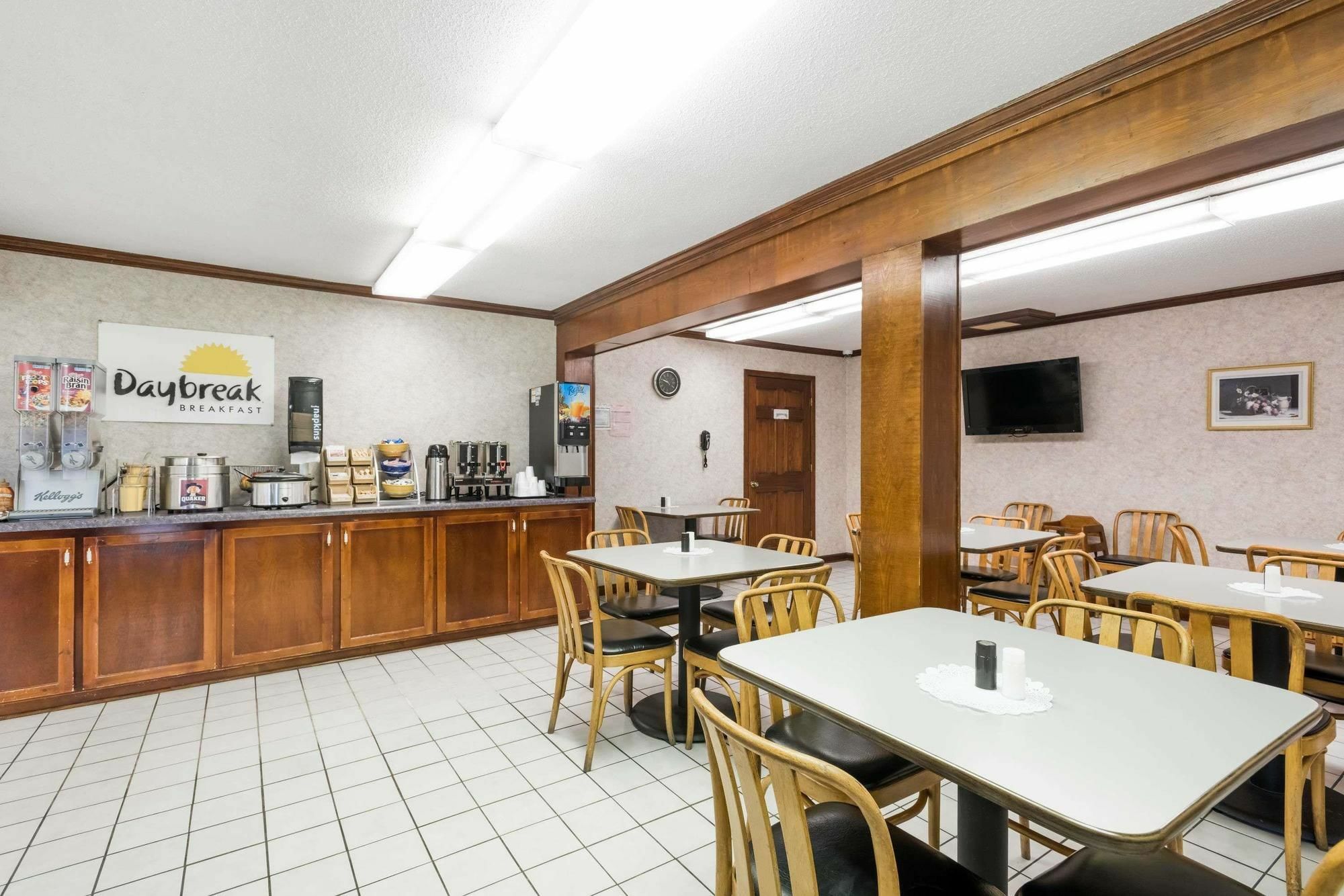 Days Inn By Wyndham Walterboro Exteriör bild